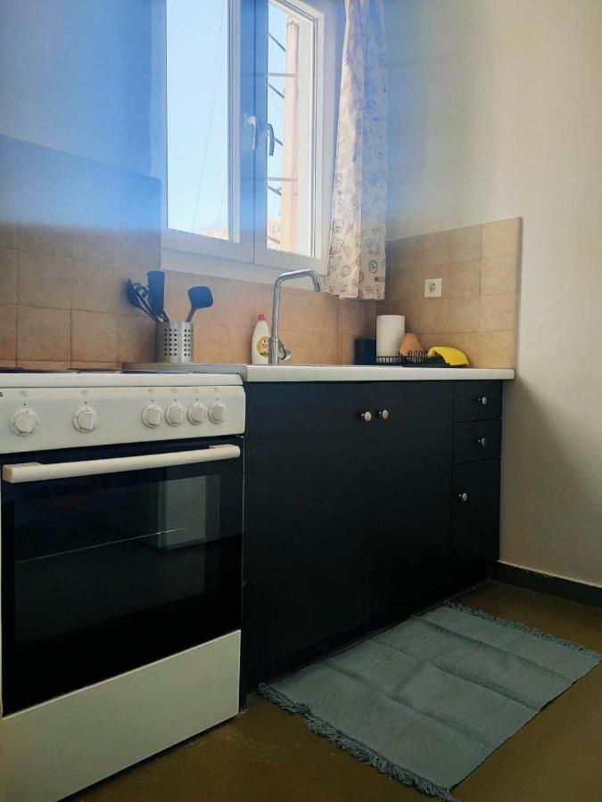 Victoros Apartment Атина Екстериор снимка